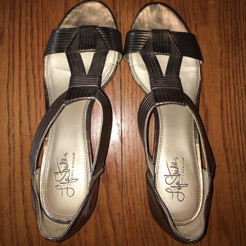 Sandals - somewhat fancy - Life Stride Soft System